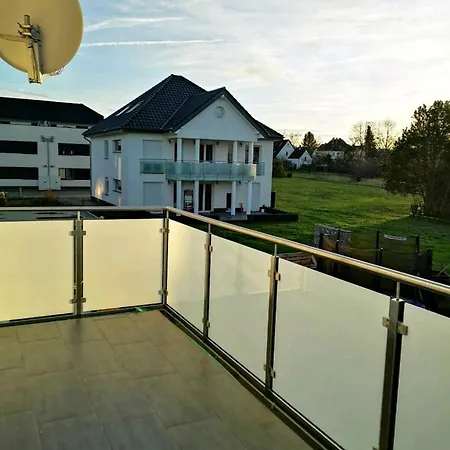 Modern Wohnen I Parkplatz I Wlan I Netflix I Balkon I 6 Schlafplaetze Apartment Bad Oeynhausen Exterior photo