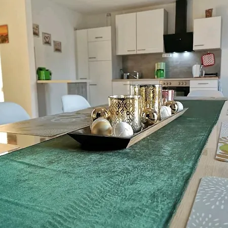 Modern Wohnen I Parkplatz I Wlan I Netflix I Balkon I 6 Schlafplaetze Apartment Bad Oeynhausen Exterior photo