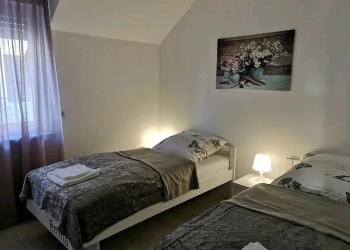 Modern Wohnen I Parkplatz I Wlan I Netflix I Balkon I 6 Schlafplaetze